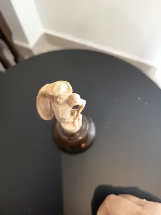 Figura Quijote con escudo y espada