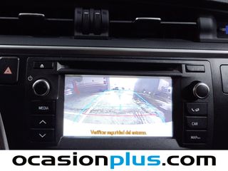 Toyota Auris 90D Active 66 kW (90 CV)