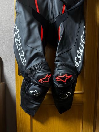 Mono Alpinestars Missile v2 Negro/Rojo nuevo