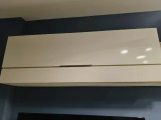 Mueble de salón blanco en buen estado. Negociable