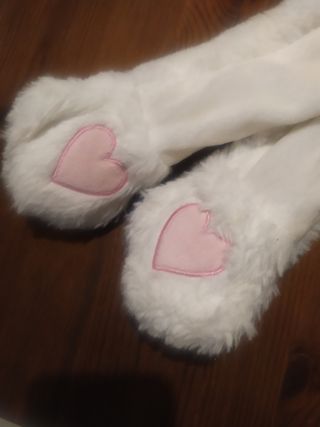 Cappello pupazzo bianco e rosa