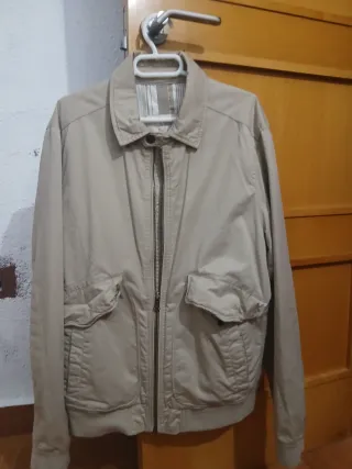 Chaqueta hombre beige
