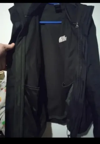 Chaqueta The North Face polar negra