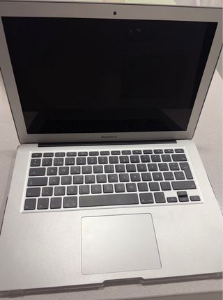 Apple MacBook Air 13" (2013) - Funciona perfecto