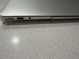 Apple MacBook Air 13" (2013) - Funciona perfecto