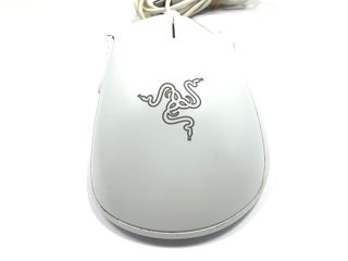 raton razer deathadder essential