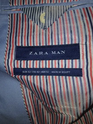 Traje de hombre moderno azul celeste