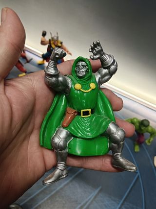 13 figuras pvc super heroes marvel