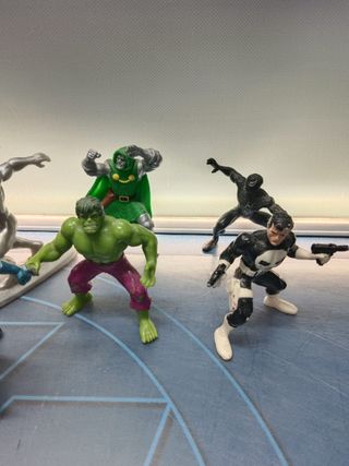 13 figuras pvc super heroes marvel