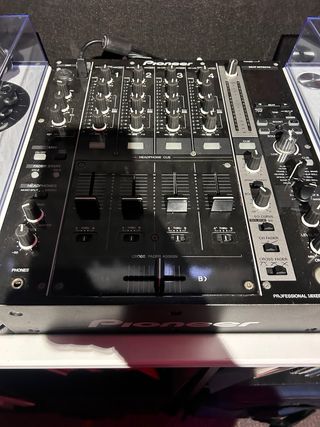 Mixer professionale Pioneer DJM-750 negoziabile