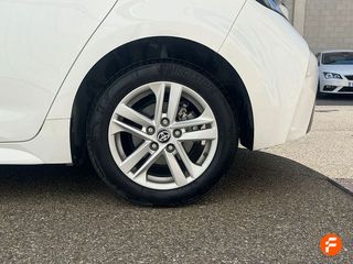 Toyota Corolla 1.8 125H ACTIVE TECH E-CVT