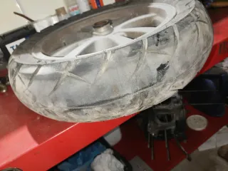 Rueda Kymco Like 50/125