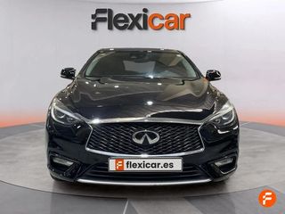 Infiniti Q30 1.5D PREMIUM TECH