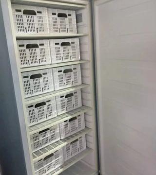 CONGELADOR VERTICAL 643863251