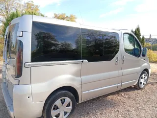 Opel vivaro  Opel vivaro  2004