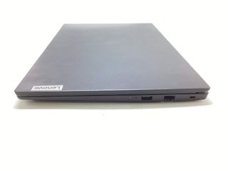 pc portatil lenovo 82yu