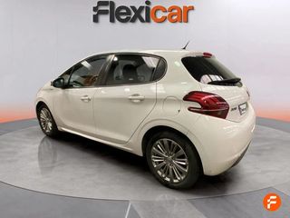 Peugeot 208 5P STYLE 1.2L PureTech 60KW (82CV)