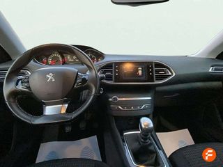 Peugeot 308 5p Style 1.5 BlueHDi 96KW (130CV)