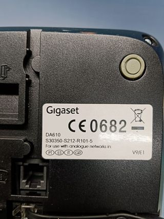 Telefono de hogar u oficina GIGASET modelo DA610