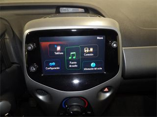 TOYOTA Aygo 1.0 70 x-play