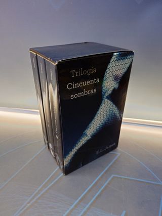 Trilogía cincuenta sombras, novelas