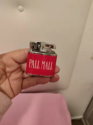 Mechero Pall Mall Rojo y Plateado