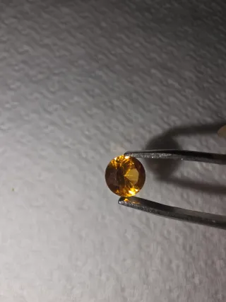 Diamante Amarillo Dorado