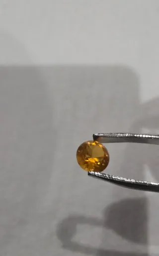Diamante Amarillo Dorado