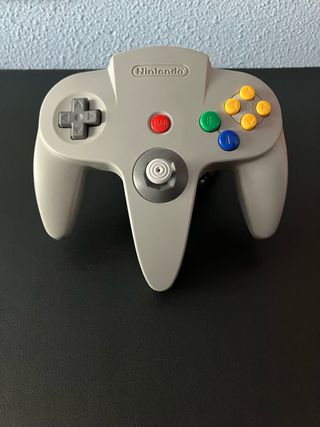 Nintendo 64 Gris con Mando Multicolor+ juego Zelda