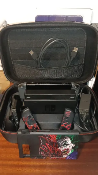 Nintendo Switch Gris con todos sus Accesorios.