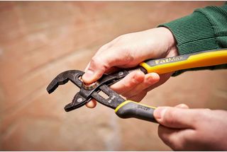 Stanley 0-84-648 - Alicate con cremallera FatMax 2