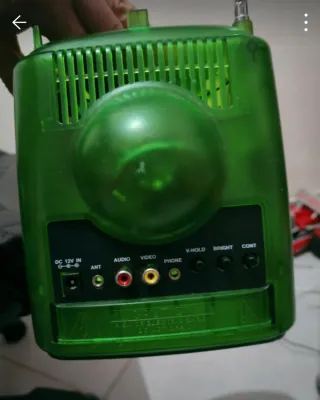 Mini TV Portatile Vintage Lenoir Verde