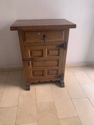 Mueble Castellano Madera Maciza