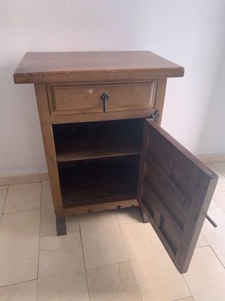 Mueble Castellano Madera Maciza