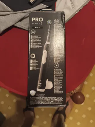 Spazzolino Elettrico Oral-B Pro Series 1