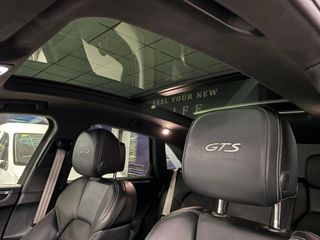 PORSCHE Macan GTS