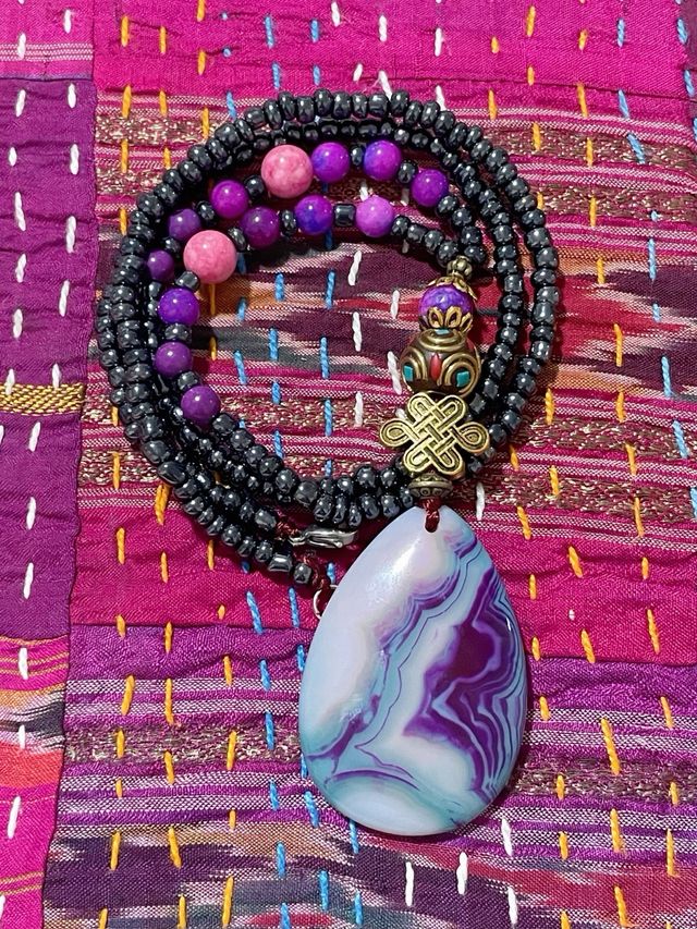 Collar Ágata Rosa con Colgante Natural