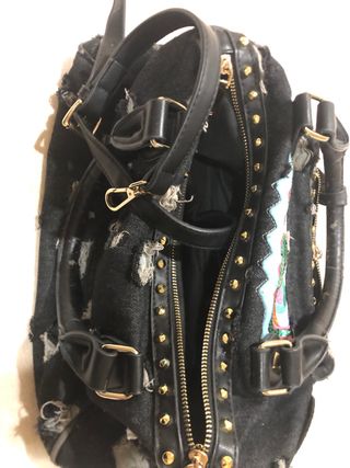 Bolso Negro con Parches Multicolor