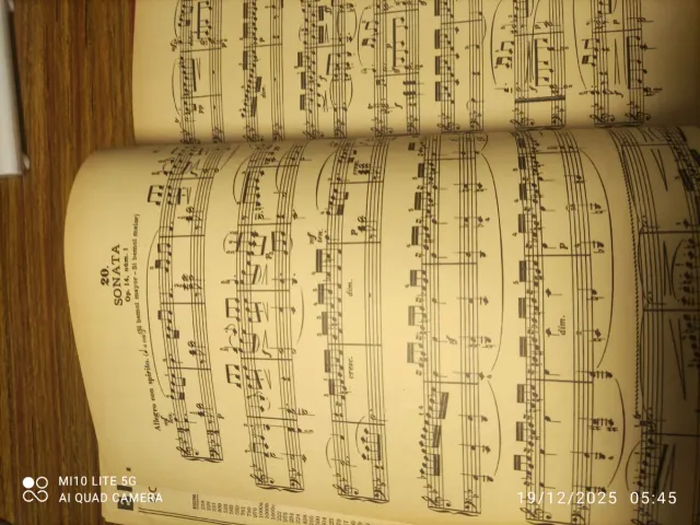 Partituras 4 compositores