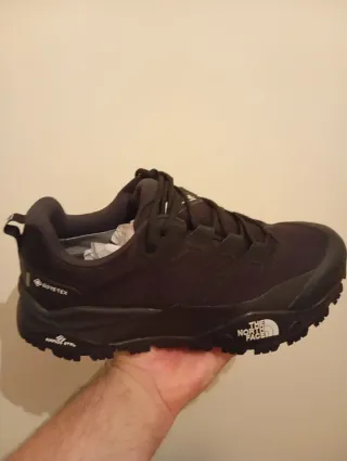 HOY! The North Face Gore-Tex Negras nuevas
