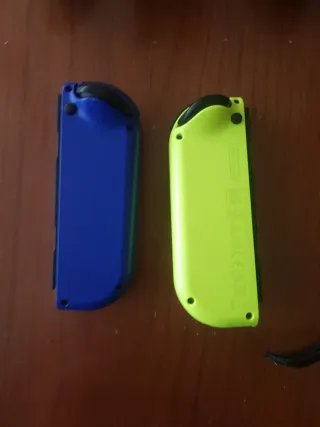 Joycons Nintendo Azul y Amarillo