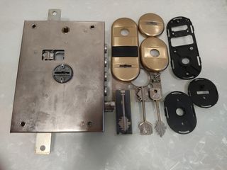 DIERRE cerradura-COMO NUEVA