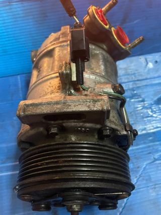 Compresor de aire acondicionado Volvo
