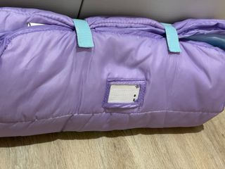 Saco de dormir Frozen  no va cerrado con cremcrema