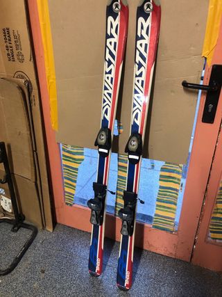 Esquís junior Dynastar 140