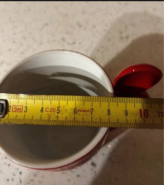 Tazza rossa con cuore shabby e cucchiaino