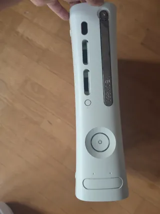 Xbox 360 Blanca con Accesorios y Juegos