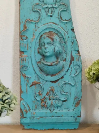 Fragmento madera tallada siglo XVIII