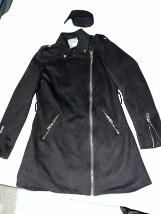 Elegante abrigo Orceley negro