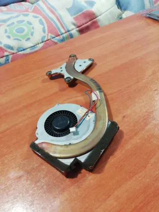 Ventilador y disipador Lenovo portátil